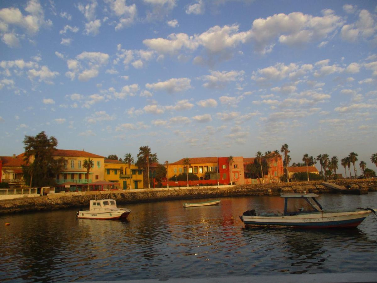 Chez Eric Hotel Gorée Екстериор снимка