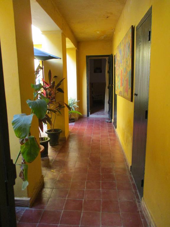 Chez Eric Hotel Gorée Екстериор снимка