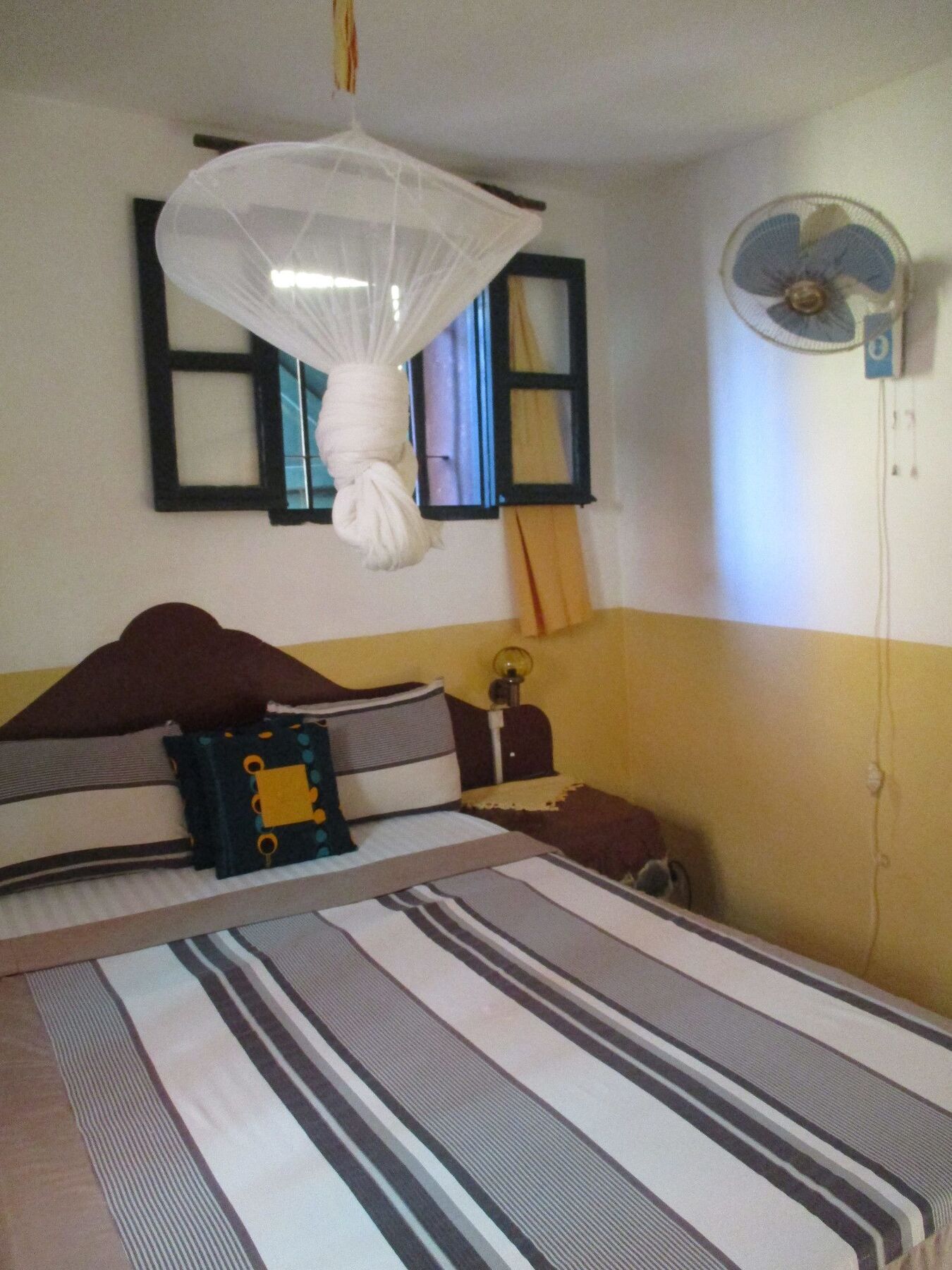 Chez Eric Hotel Gorée Екстериор снимка